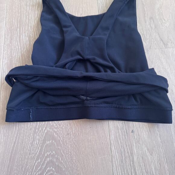Athleta Black Conscious Cut Out Crop Top withh Built in Bra Size Medium - Picture 11 of 15
